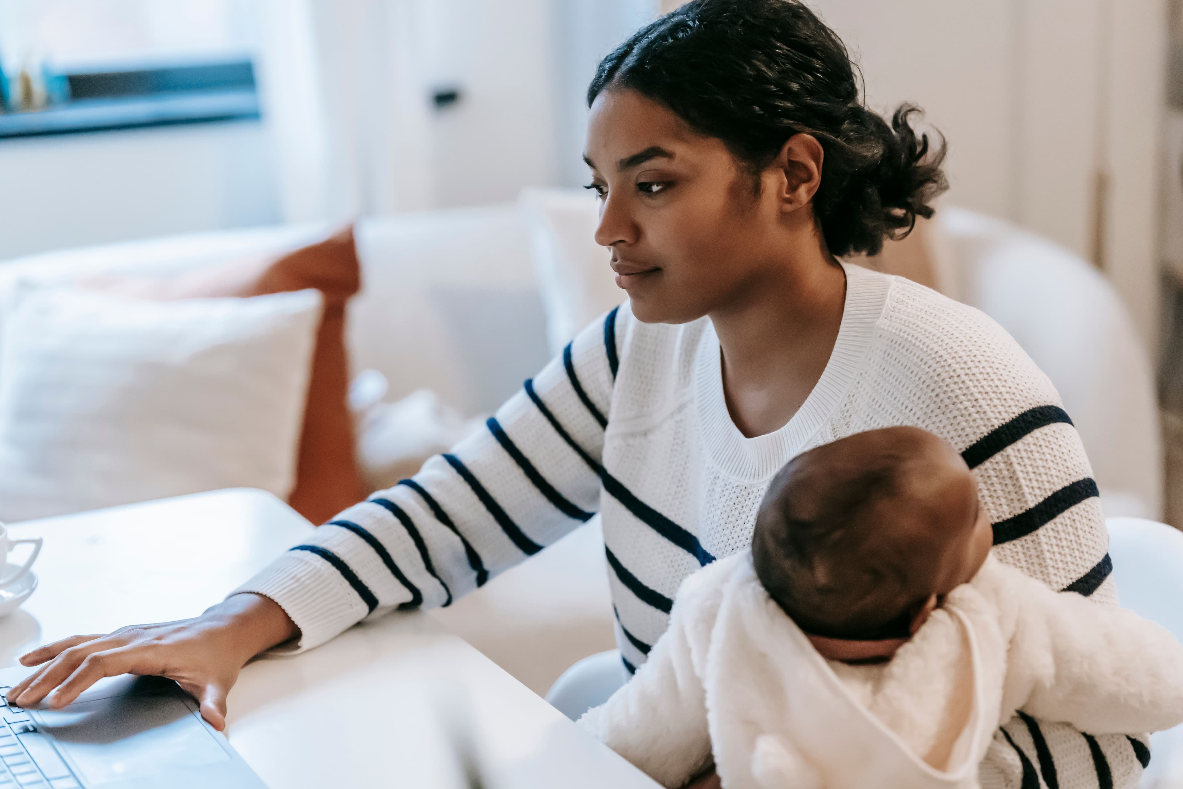 Online Jobs for Single Mothers in Kenya 2026 β Flexible, Real, M-Pesa